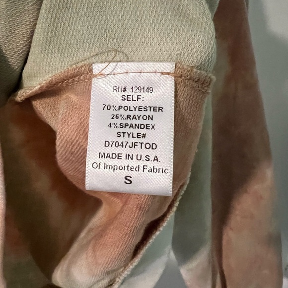 Dippin Daisy's Tie Dye Monterey Top - Picture 13 of 13